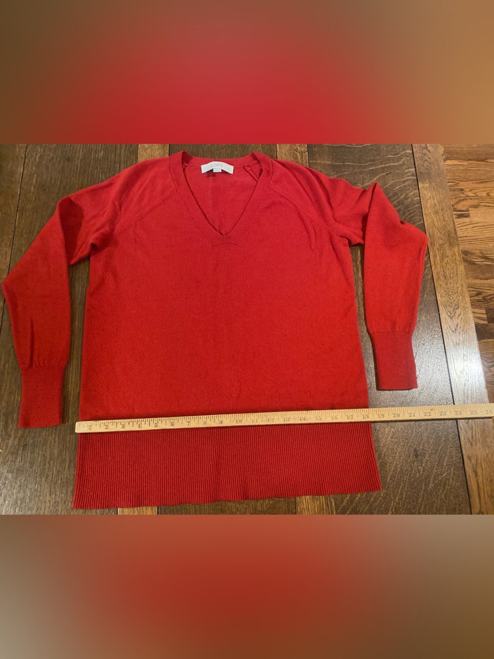 LOFT Women’s Red V-Neck Pullover Sweater. XS